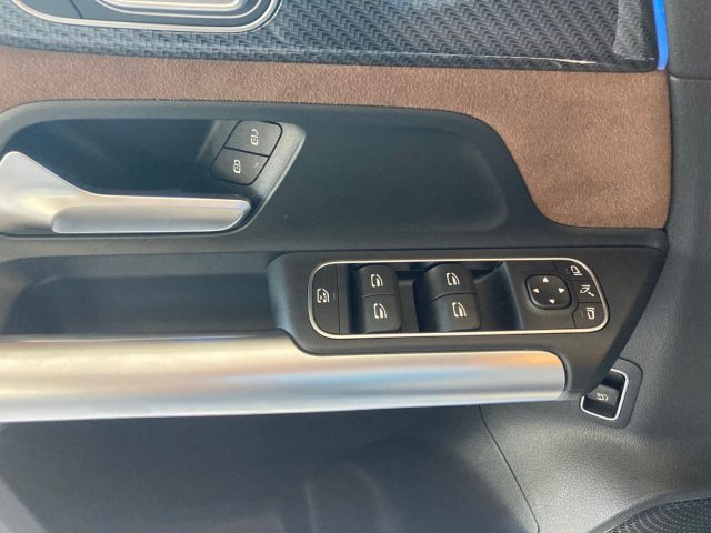 MERCEDES-BENZ GLA 220 usata, con Climatizzatore