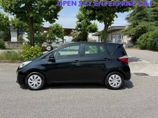 TOYOTA Verso-S usata, con Airbag laterali