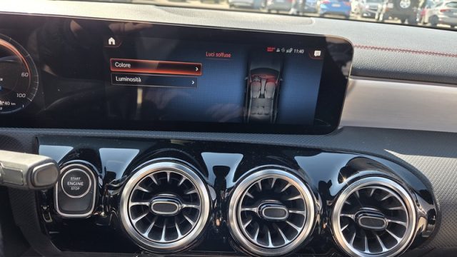 MERCEDES-BENZ CLA 250 usata, con Fari LED