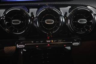 MERCEDES-BENZ A 180 usata 10
