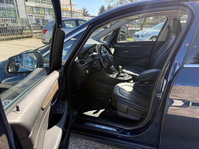 BMW 216 usata, con Sensori di parcheggio posteriori