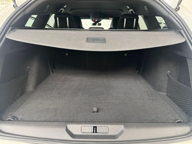 PEUGEOT 308 usata, con Servosterzo