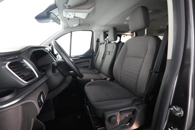 FORD Tourneo Custom usata 2