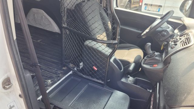 RENAULT Kangoo usata, con Bracciolo