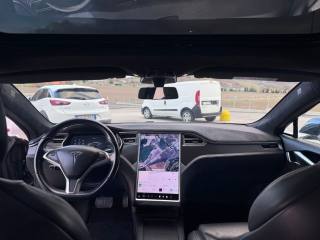 TESLA Model S usata, con Chiusura centralizzata