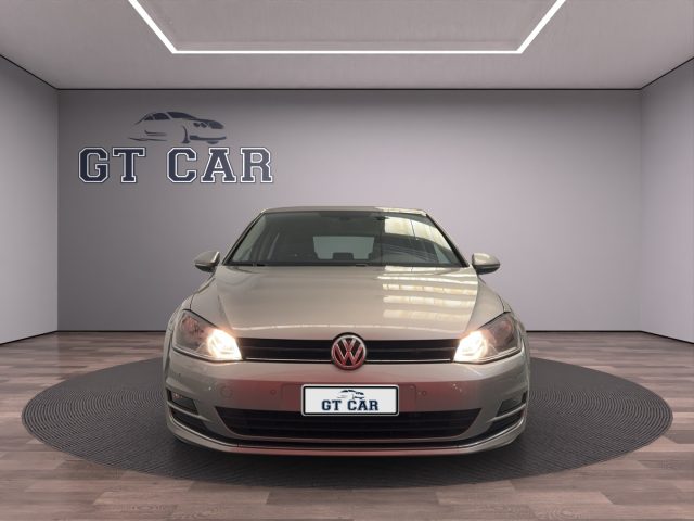VOLKSWAGEN Golf usata, con Airbag