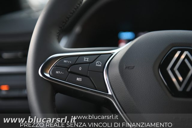 RENAULT Captur usata 23