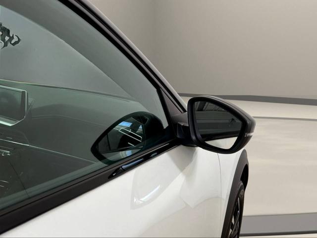 PEUGEOT 2008 usata, con Isofix