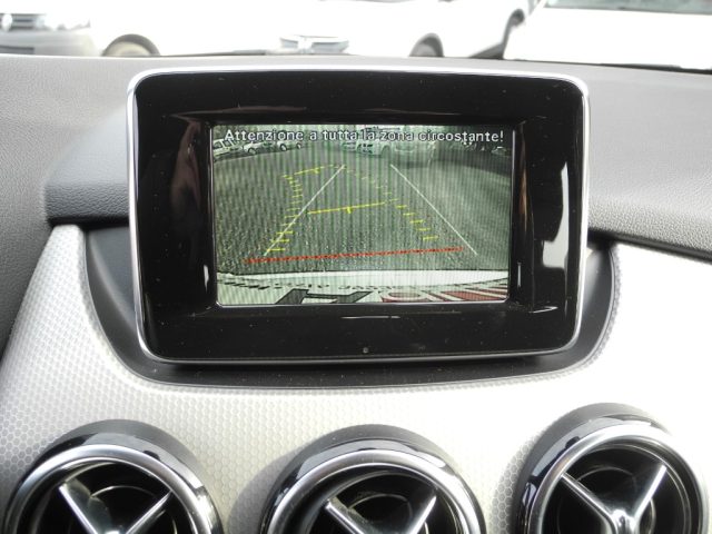 MERCEDES-BENZ B 180 usata, con Cerchi in lega