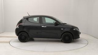 LANCIA Ypsilon usata, con Autoradio