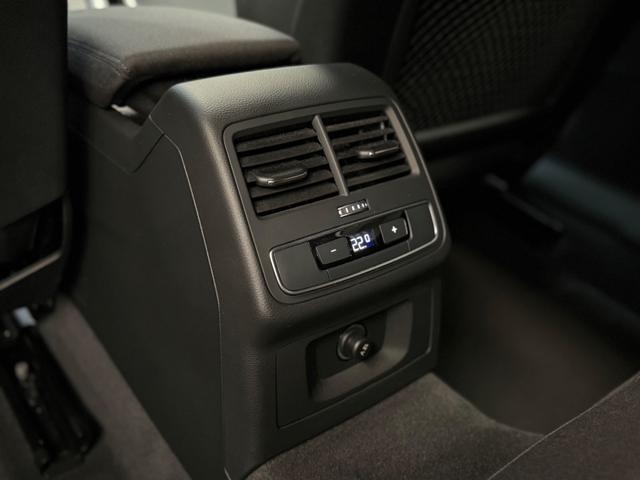 AUDI A4 usata, con Volante multifunzione