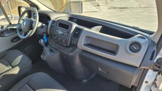 RENAULT Trafic usata 18