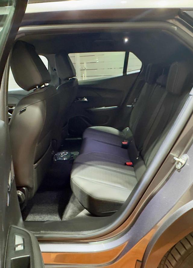 PEUGEOT 2008 usata, con Boardcomputer