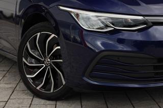 VOLKSWAGEN Golf usata, con Fari LED