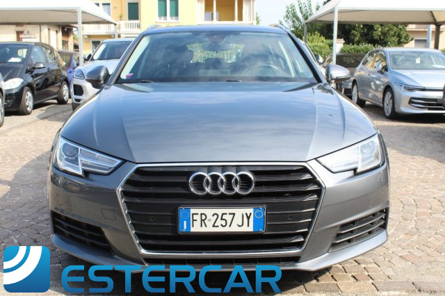 AUDI A4 usata, con Autoradio