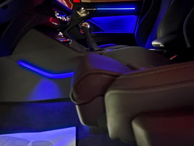 AUDI Q3 usata, con Sensori di parcheggio posteriori