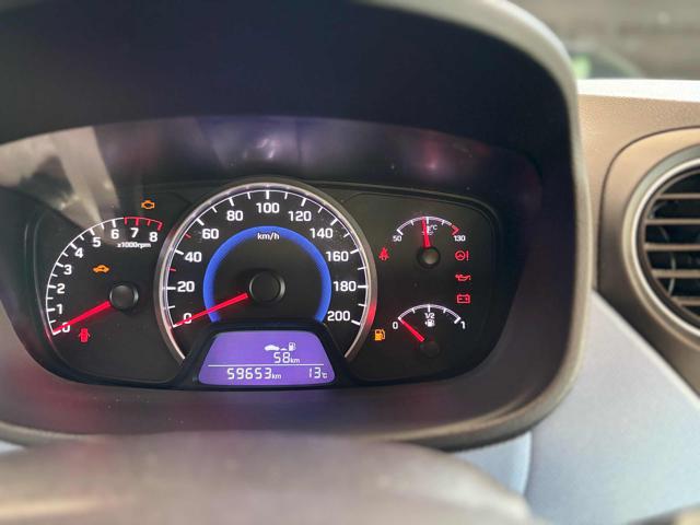 HYUNDAI i10 usata, con Autoradio