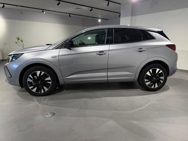 OPEL Grandland usata, con Boardcomputer