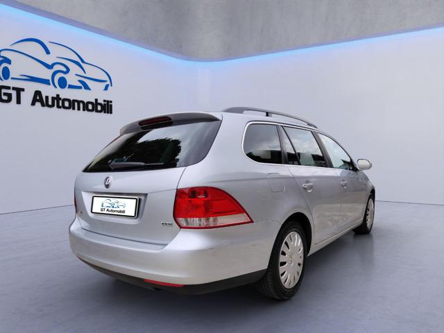 VOLKSWAGEN Golf usata, con Autoradio