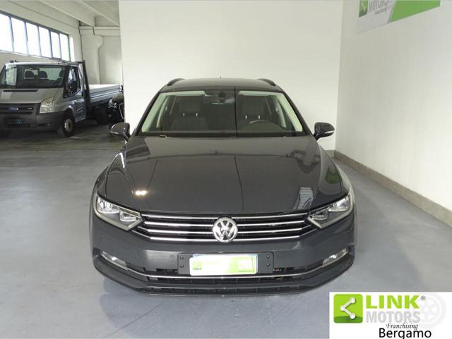 VOLKSWAGEN Passat Variant usata, con Sistema di navigazione
