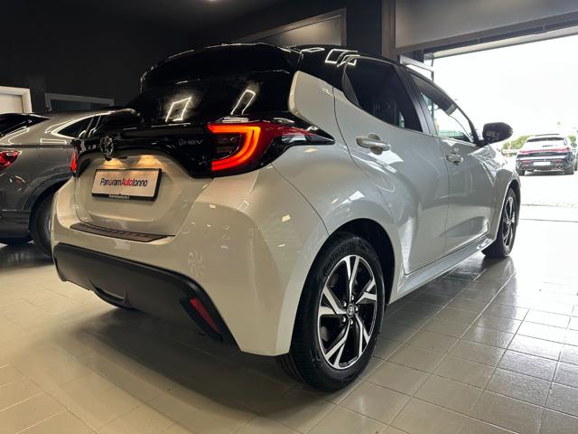 TOYOTA Yaris usata, con Boardcomputer