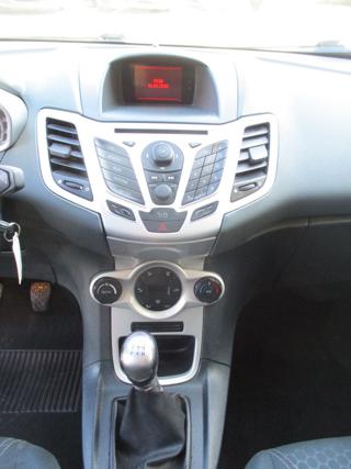 FORD Fiesta usata, con Bluetooth