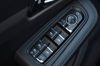 PORSCHE Macan usata, con Sedili riscaldati