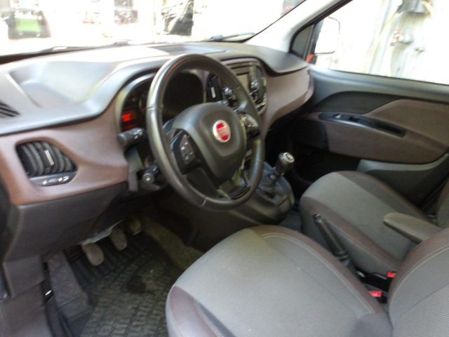 FIAT Doblo usata, con Controllo automatico clima