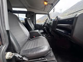 LAND ROVER Defender usata, con Interni in pelle