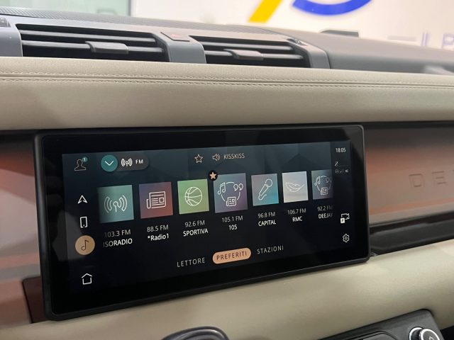 LAND ROVER Defender usata, con Sistema di navigazione