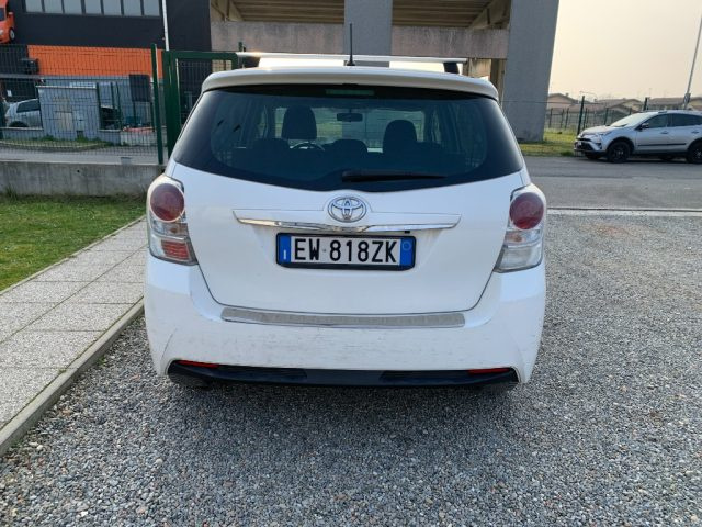 TOYOTA Verso usata, con Autoradio