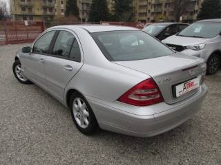 MERCEDES-BENZ C 200 usata 77
