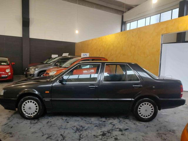 LANCIA Thema usata, con Autoradio