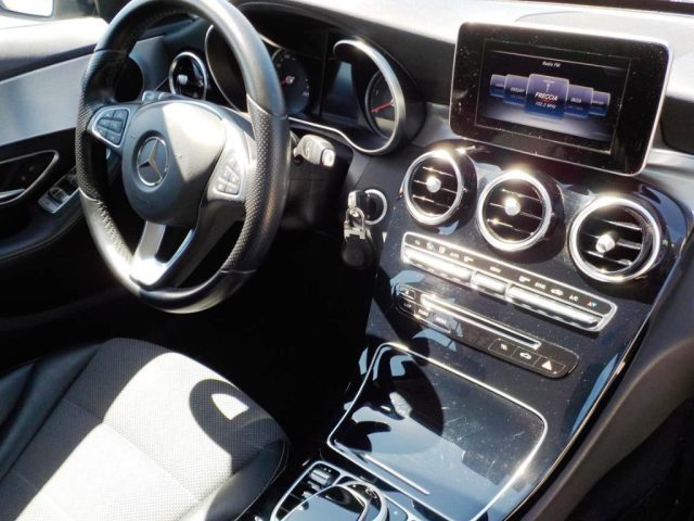 MERCEDES-BENZ C 220 usata, con Vivavoce