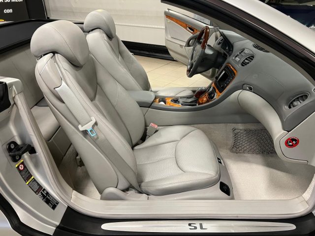 MERCEDES-BENZ SL 500 usata, con Sistema di navigazione