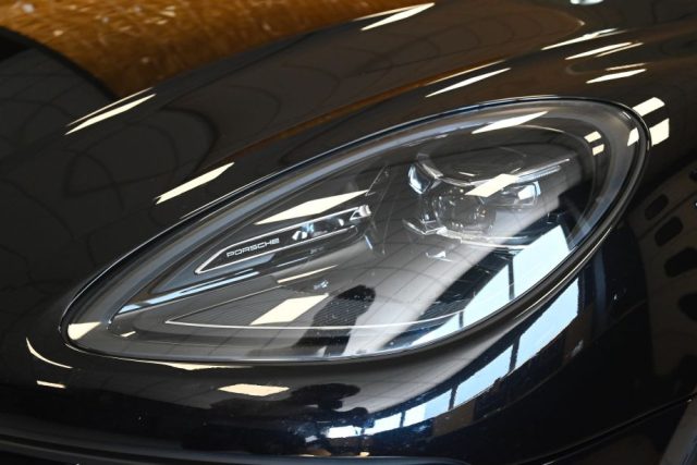 PORSCHE Macan usata 200