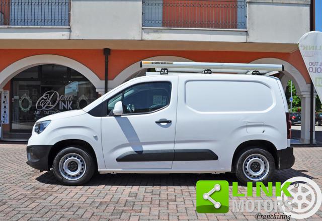 OPEL Combo usata, con Airbag