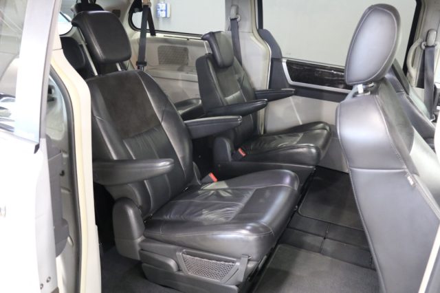 CHRYSLER Grand Voyager usata, con Sensori di parcheggio posteriori