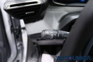 PEUGEOT 2008 usata, con Autoradio digitale