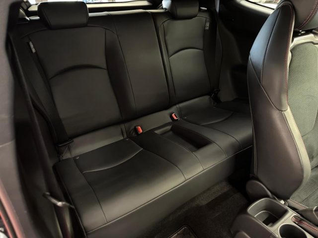 TOYOTA Yaris usata, con ESP