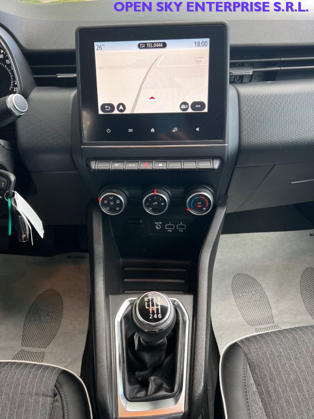 RENAULT Clio usata, con Interni in pelle