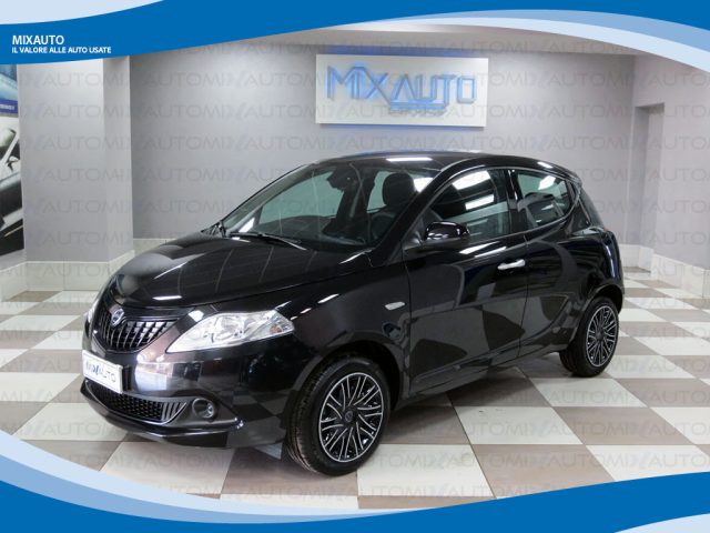 LANCIA Ypsilon usata, con ABS