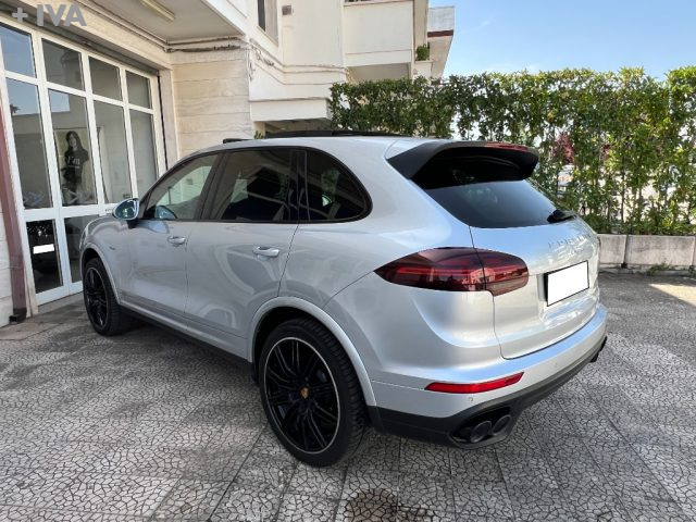 PORSCHE Cayenne usata 8