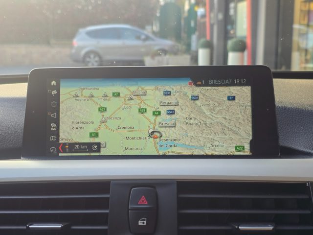 BMW 318 usata, con Bluetooth