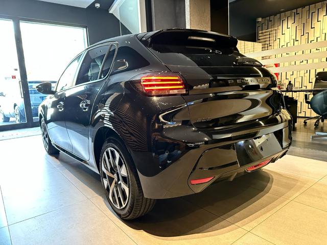 PEUGEOT 208 usata, con Autoradio