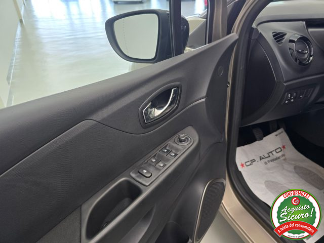 RENAULT Captur usata 18