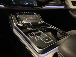AUDI Q8 usata, con Portellone posteriore elettrico