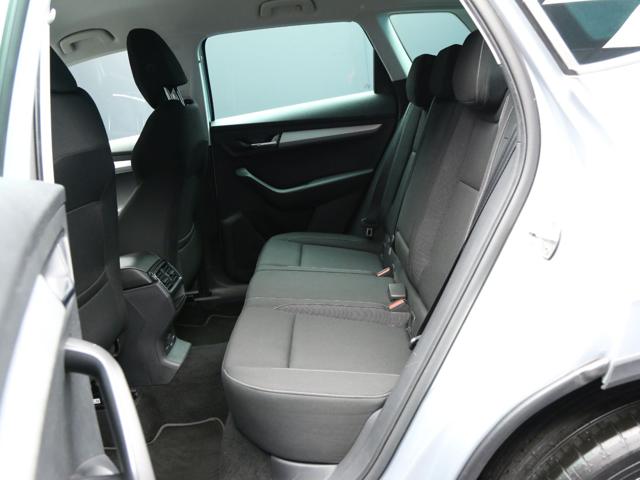 SKODA Karoq usata, con Boardcomputer