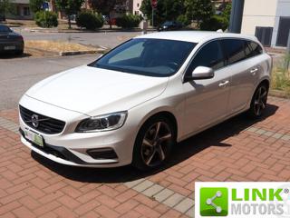 VOLVO V60 D4 R DESIGN FINANZIABILE CON GARANZIA