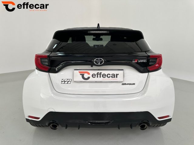 TOYOTA Yaris usata, con Boardcomputer
